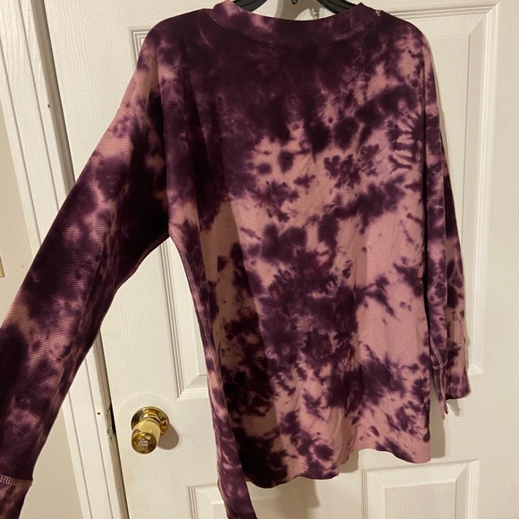 Wonderly Studio Plum Tie-Dye Top - Picture 4 of 5